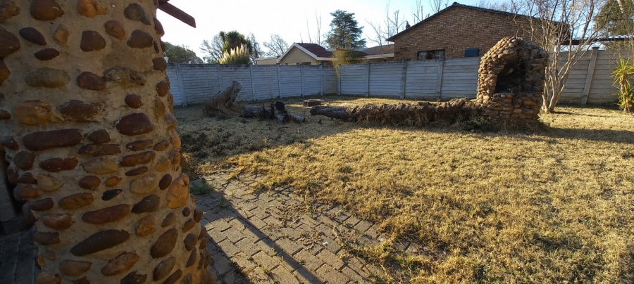 3 Bedroom Property for Sale in Songloed North West
